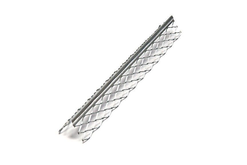 essezeta servizi Un pezzo di metallo su uno sfondo bianco.