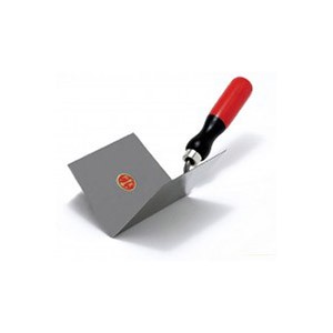 essezeta servizi UN CAZZUOLINO INOX 980/I con manico rosso su superficie bianca.